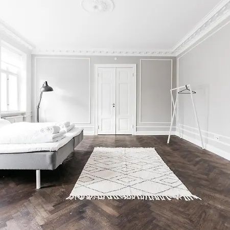 Hauser Luxury Apartment