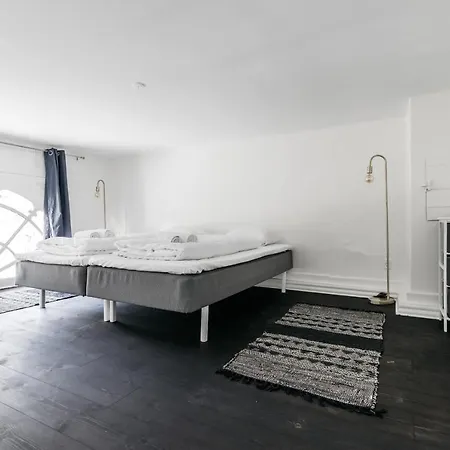 Hauser Luxury