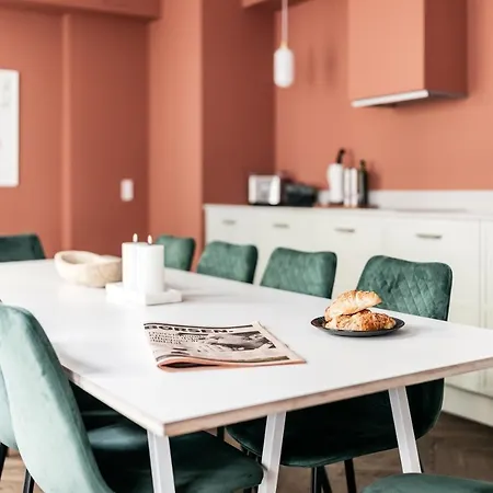 Hauser Luxury Apartment