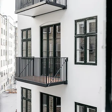 Hauser Luxury Apartment *